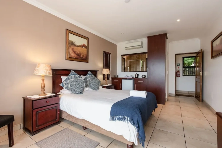 Standard Double room with balcony and with sea view