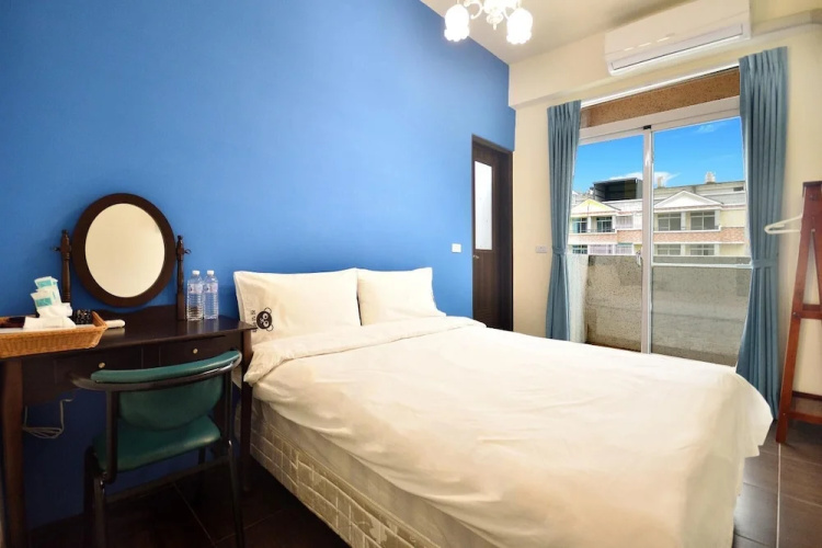 Bear Station Smart Stay
