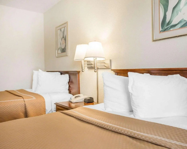 Econo Lodge Thomson