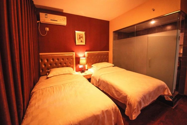 Chengdu Pinyi Minsheng Holiday Hotel