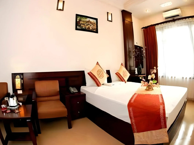 Hanoi Street Hotel
