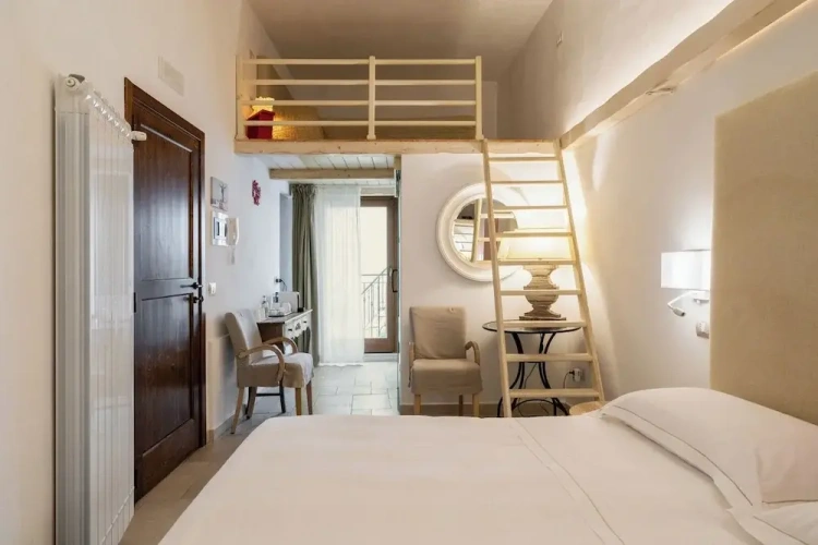 Superior Quadruple room
