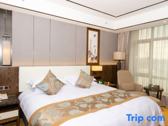 Deluxe Double Suite