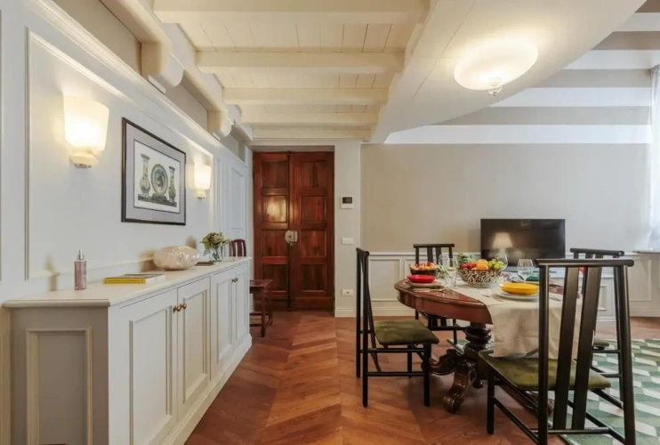 2 Bedrooms Apartment