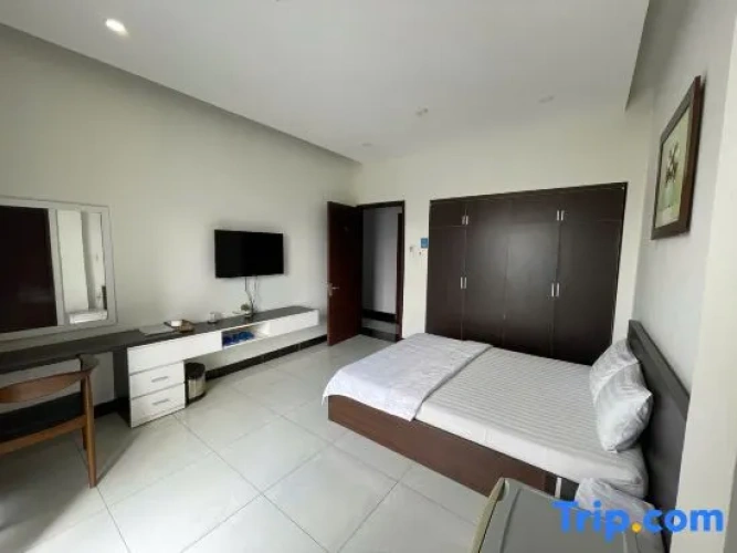 Deluxe Double room with city view