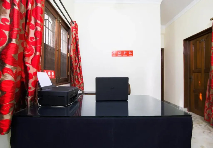 Pande Residency