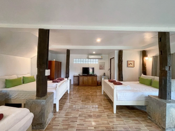 Standard Family room