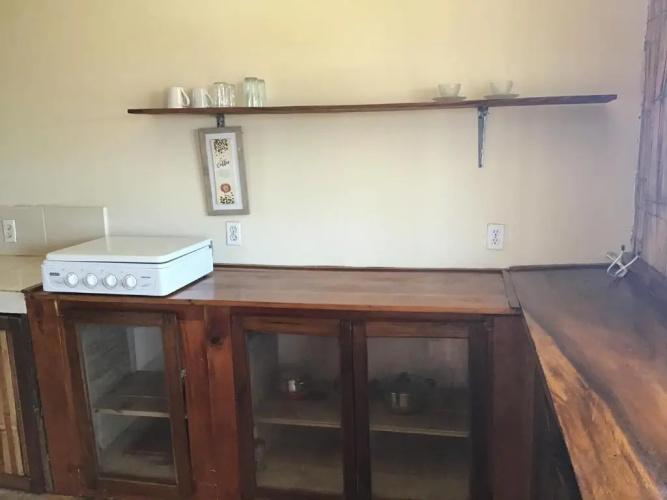 Suki Cafe Apartments