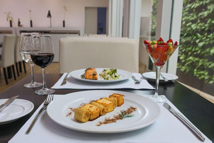 Best Western Plus Richmond Hill InnOver view