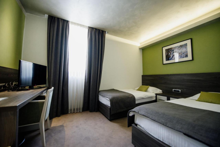 Hotel Comsar Rudo