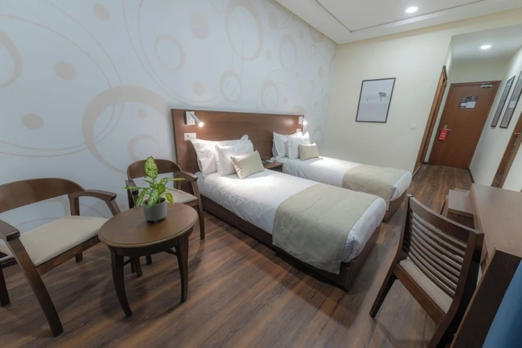 Standard Triple room