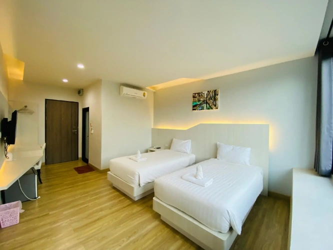 Standard Twin room