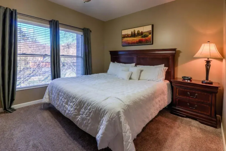 Cedar Lodge 201