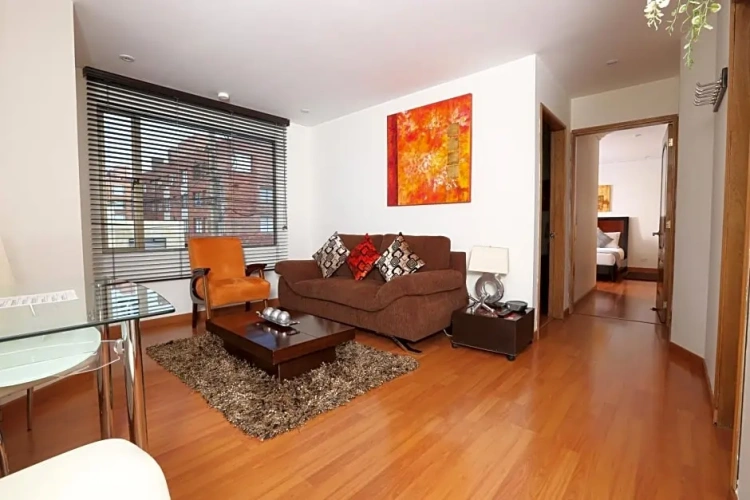 2 Bedrooms Apartment