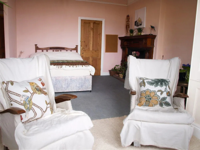 Hill House Retreats