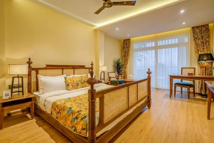 Premium room with balcony and with mountain view