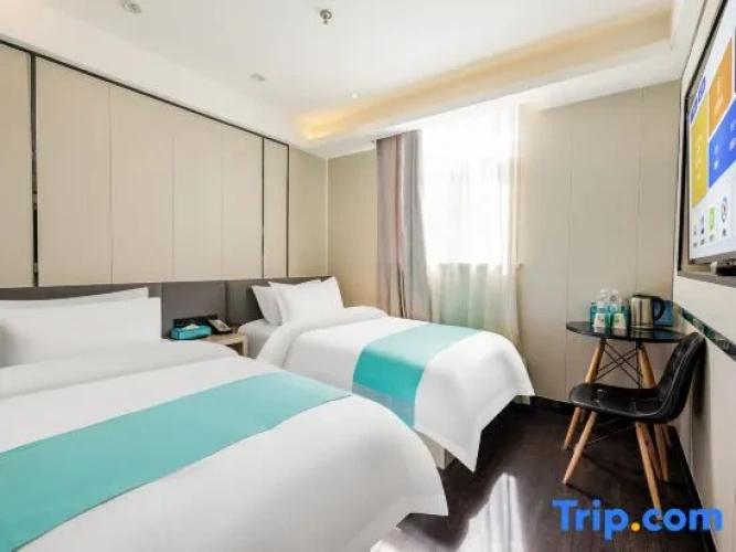 Superior Twin Family room