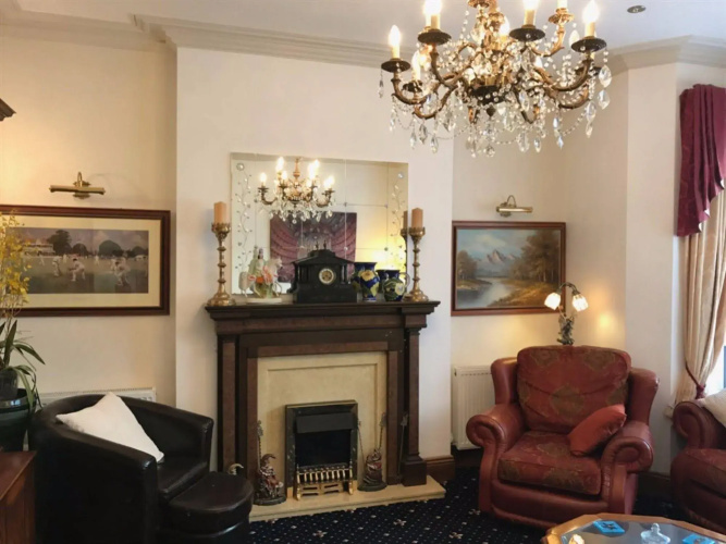 Pelham Lodge