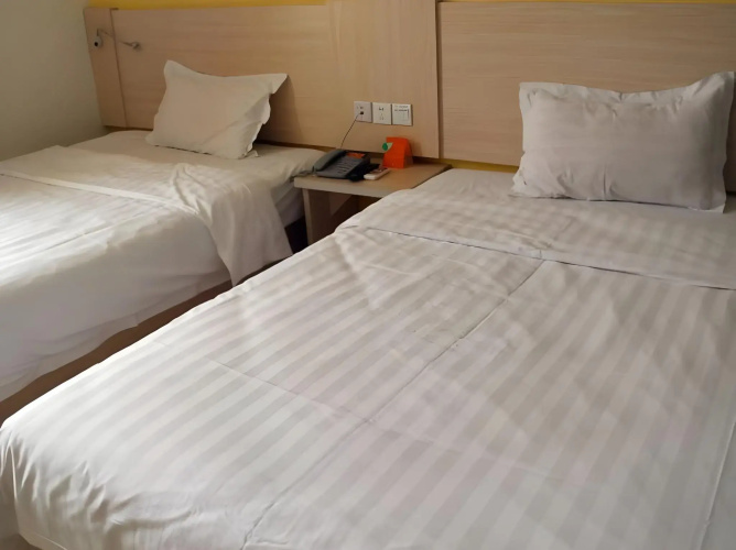 7 Days Inn Rizhao Huanghai First Road Branch