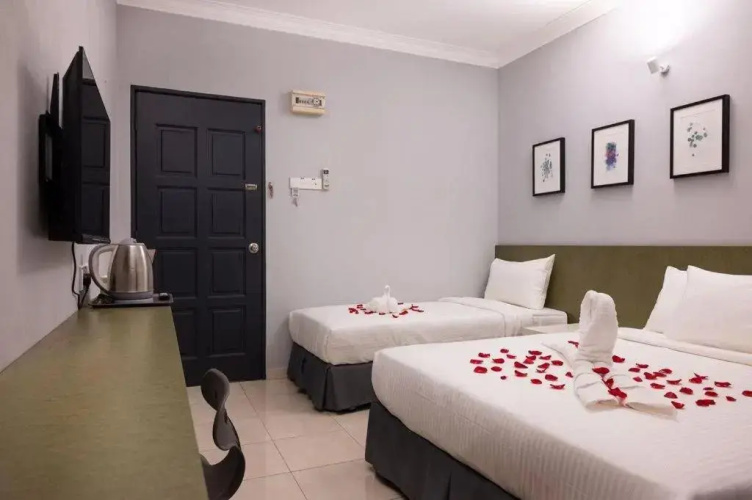 # Hotel