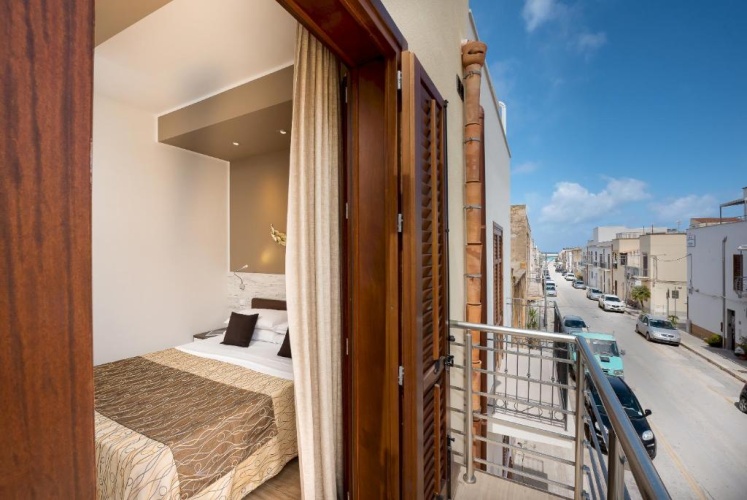 Standard Double room with balcony
