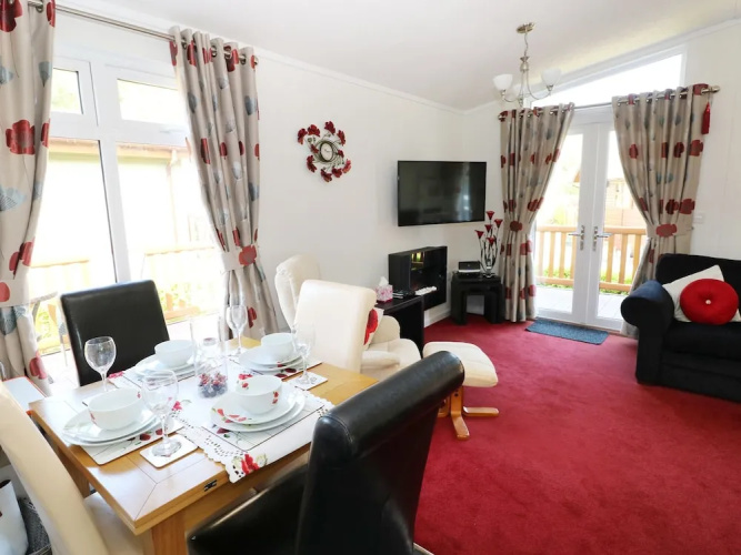Poppy Lodge