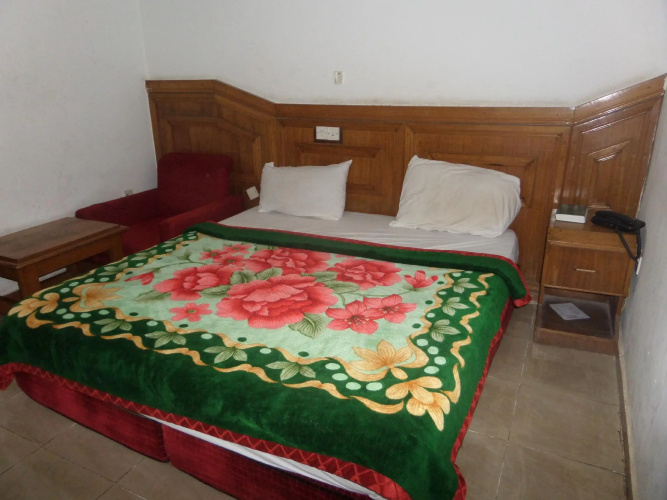 Chesbury Hotel