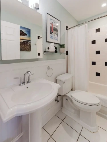 3 Bedrooms Classic Cottage with garden view