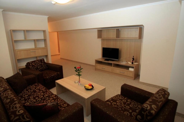 1 Bedroom Suite with balcony and with view