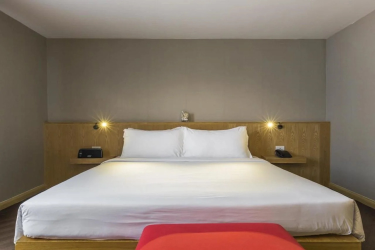 Hotel Vista Express (SHA Extra Plus)