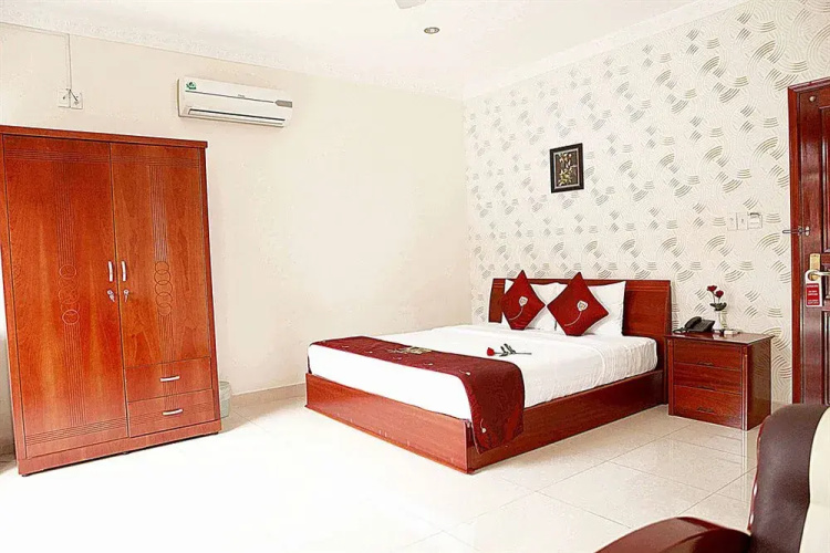 Hanh Phuc Hotel