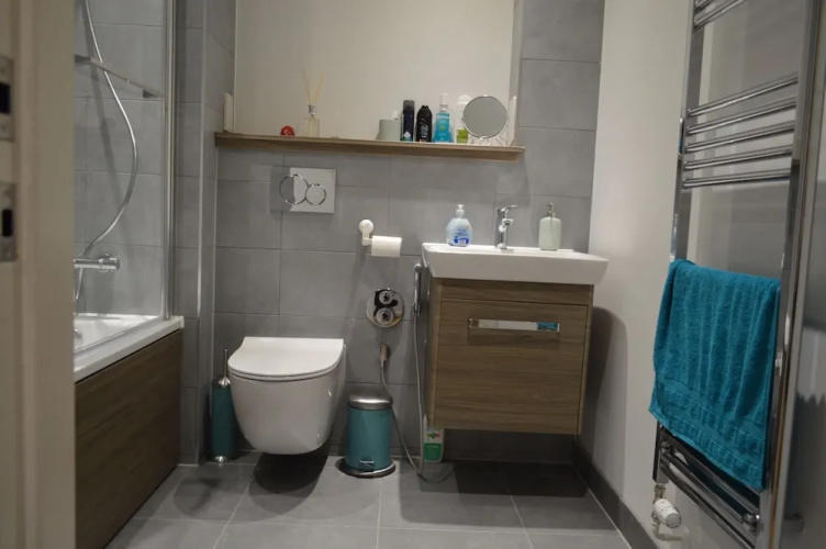 2 Bedroom Ground Floor Flat With Garden