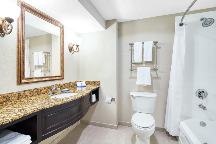 Double Suite