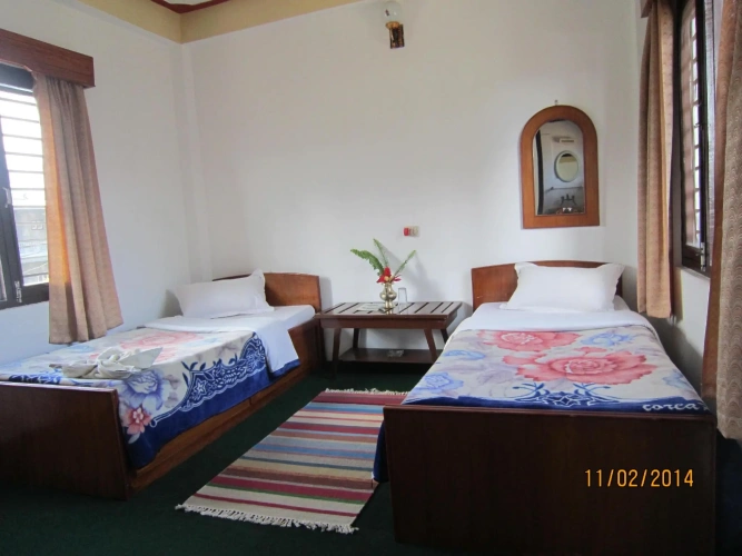 Standard room with mountain view
