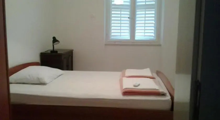 Apartment Ljilja