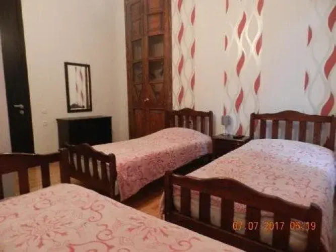 Room 404 Guest House