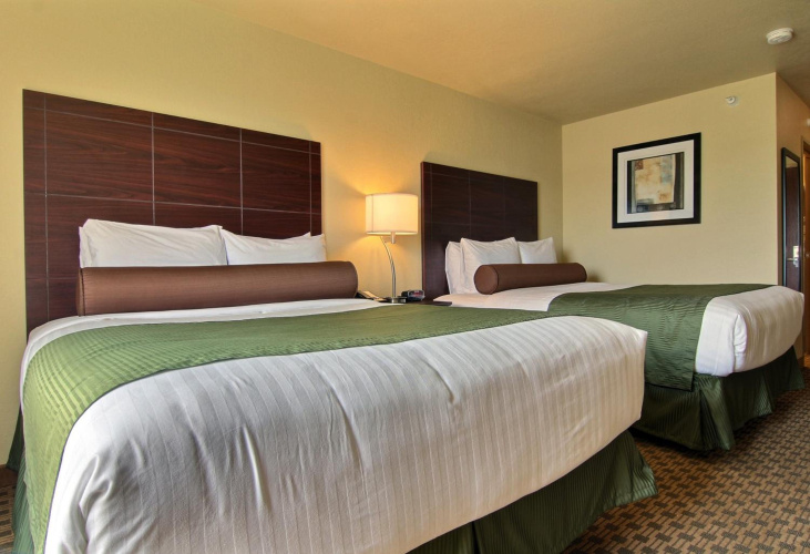 Cobblestone Inn & Suites - Harvey