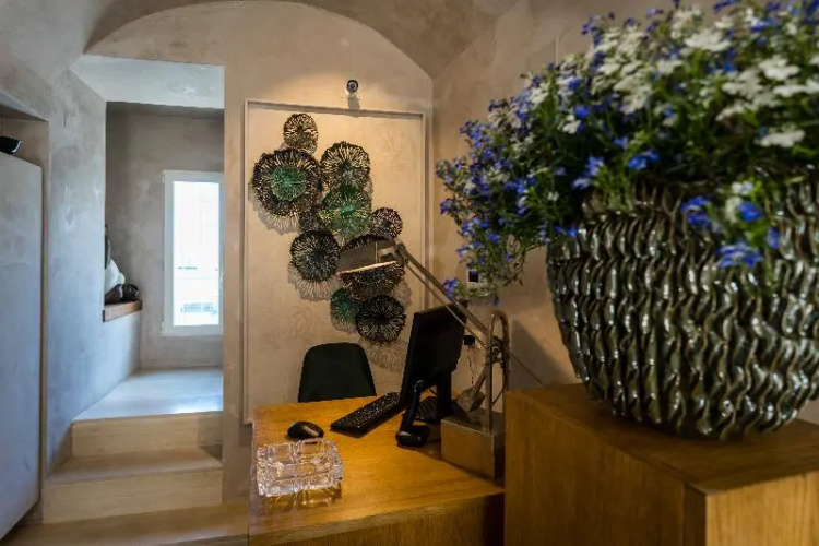 Al Console Luxury Suite