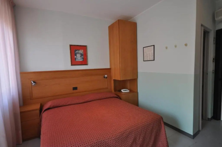 Hotel Real