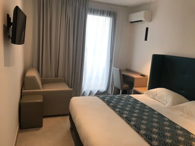 Superior Double room with balcony and with sea view