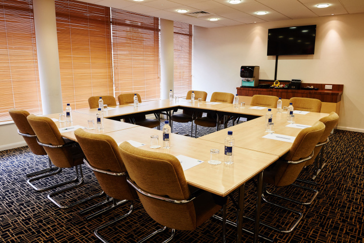 Holiday Inn Express Cheltenham Town Centre photo 18