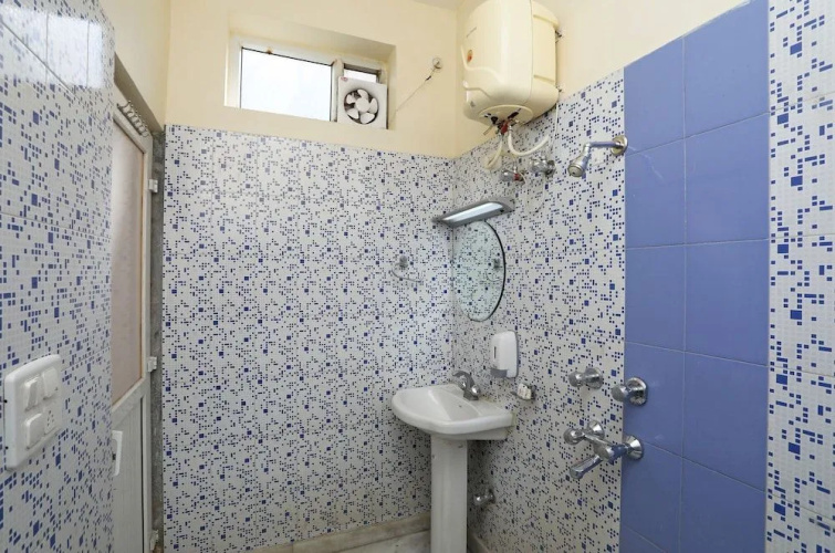 Capital O 18317 Hotel Samriddhi Retreat