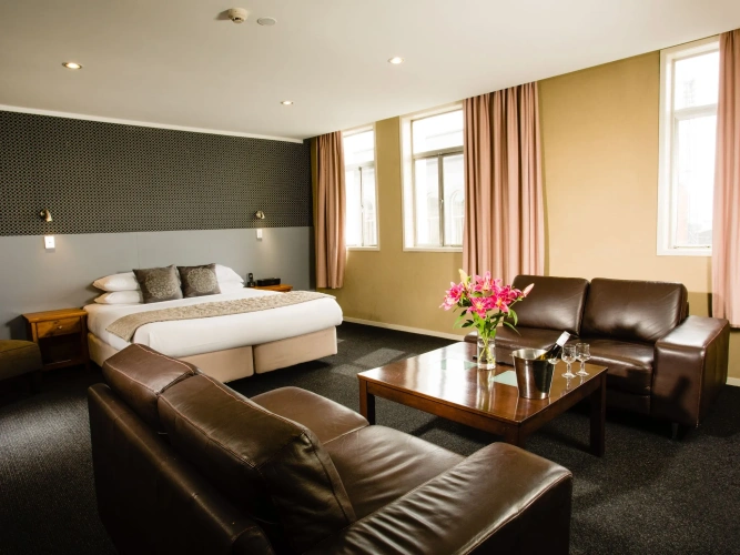Double Suite