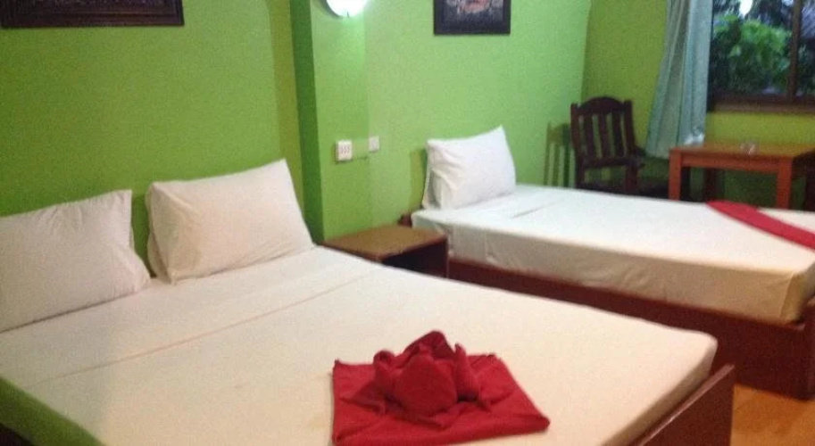 Coconut House Chaweng Hostel
