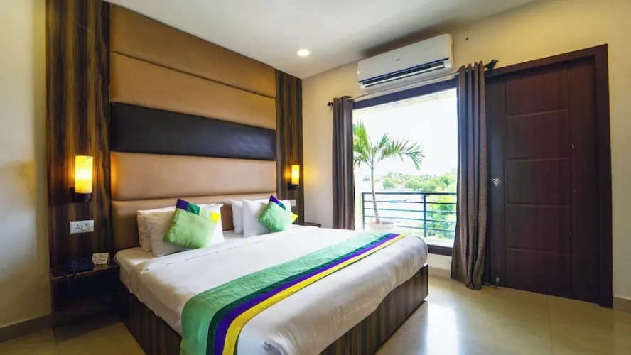 Standard room with balcony