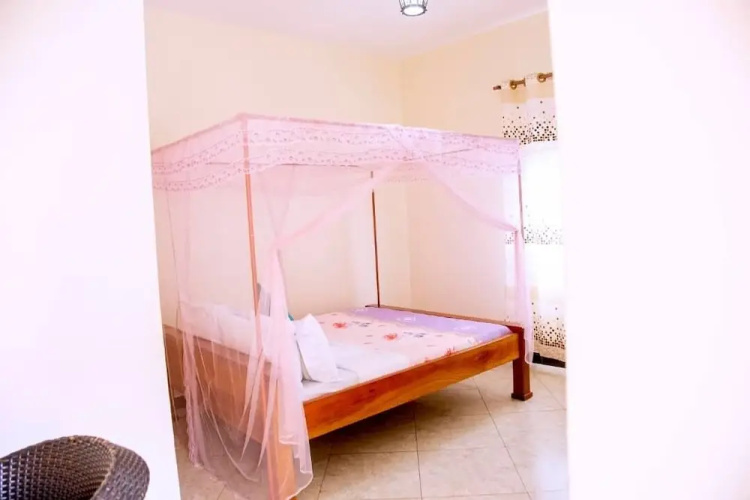 Jojo's Palace Annex