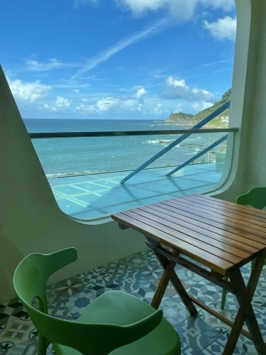 1 Bedroom Suite with sea view
