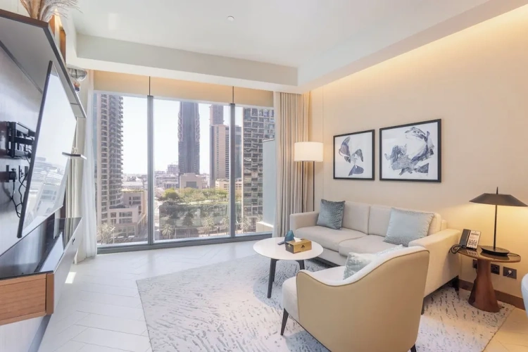 2 Bedrooms Comfort Apartment with balcony and with city view