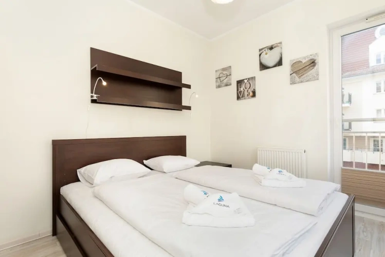 1 Bedroom Apartment with balcony and beachfront
