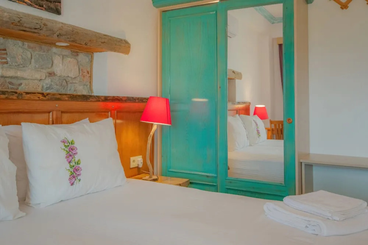 Ekinoks Otel